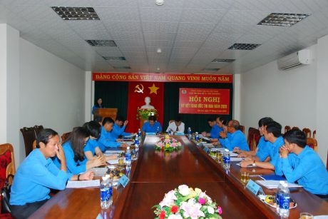 Cụm Công đoàn Tây Nguyên: Ký kết giao ước thi đua năm 2020