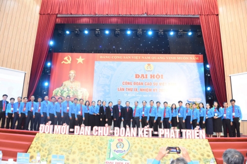 Ông Huỳnh Kim Nhựt tái đắc cử Chủ tịch Công đoàn Cao su Việt Nam