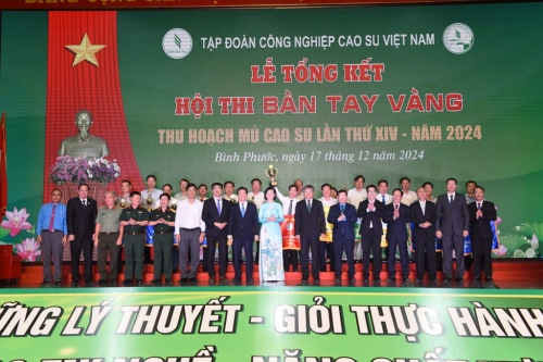 Cao su Đồng Phú giải nhất Hội thi Bàn tay vàng thu hoạch mủ cao su lần thứ XIV năm 2024